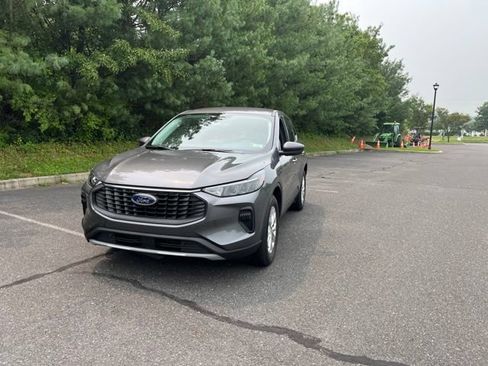 Used 2023 Ford Escape Active AWD/4WD image 7