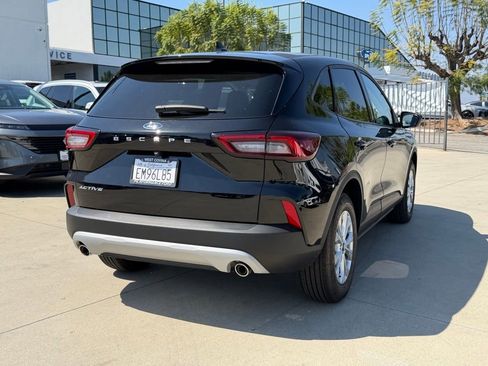 New 2025 Ford Escape Active image 8