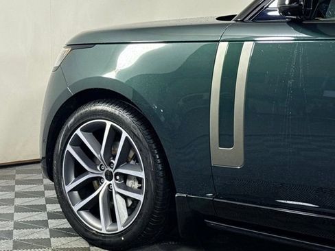 New 2026 Land Rover Range Rover SE image 19