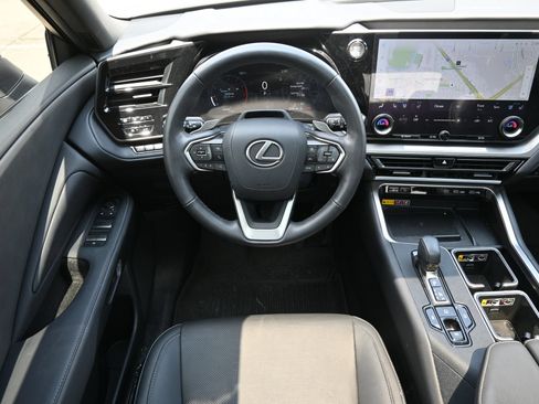 Used 2024 Lexus TX 350 FWD w/ Captains Chair Package image 10