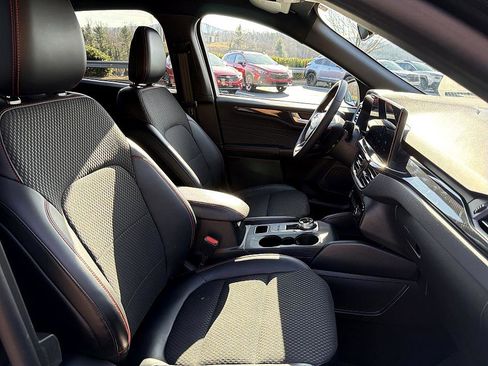 Used 2025 Ford Escape ST-Line w/ Tech Pack #1 image 20