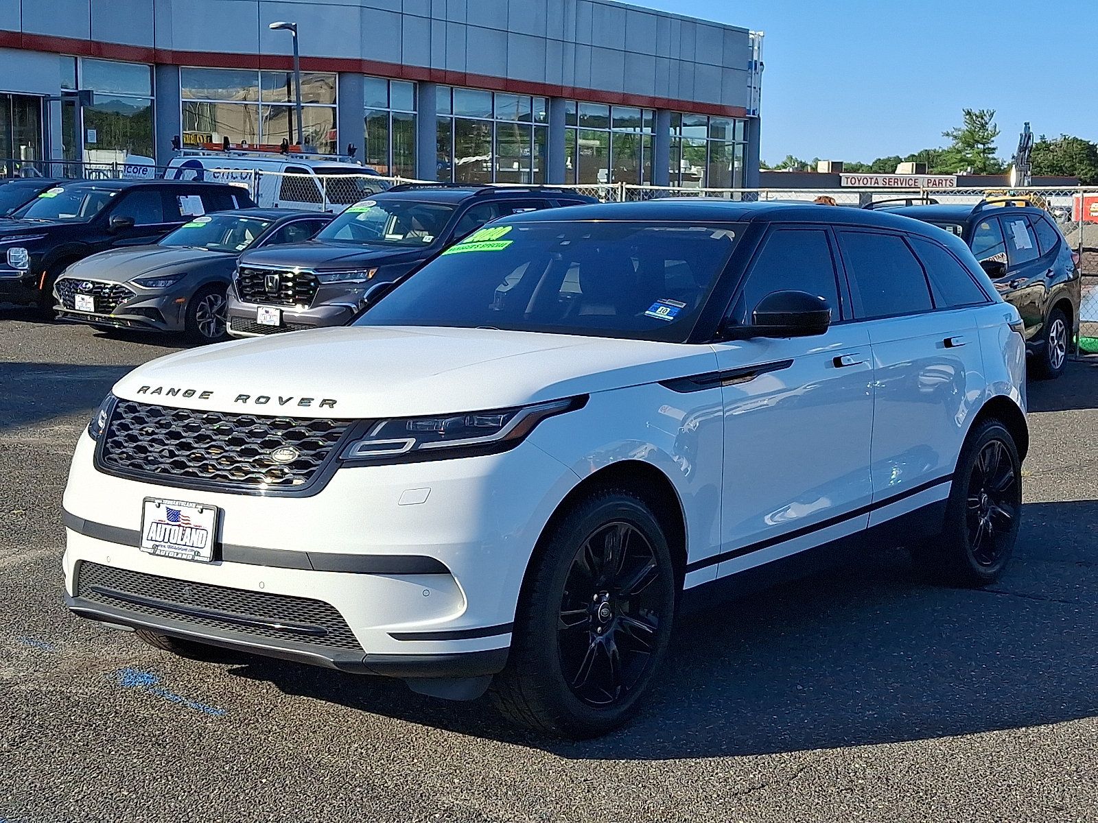 Used 2020 Land Rover Range Rover Velar S AWD/4WD image 3