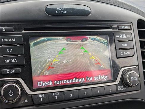 Used 2015 Nissan Juke S image 14