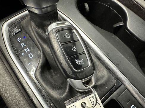 Used 2020 Hyundai Santa Fe SEL AWD/4WD image 30
