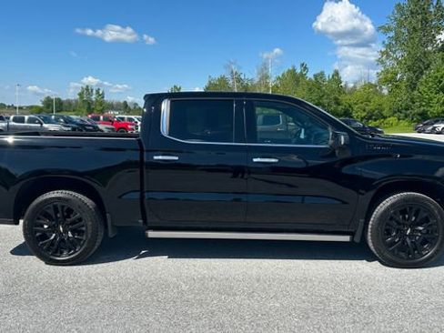 Certified 2022 Chevrolet Silverado 1500 High Country w/ Technology Package AWD/4WD image 2
