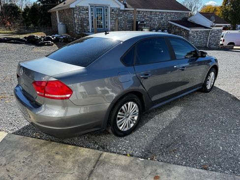 Used 2014 Volkswagen Passat 1.8T S image 5