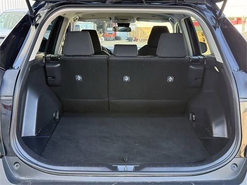 Used 2024 Toyota RAV4 LE image 31