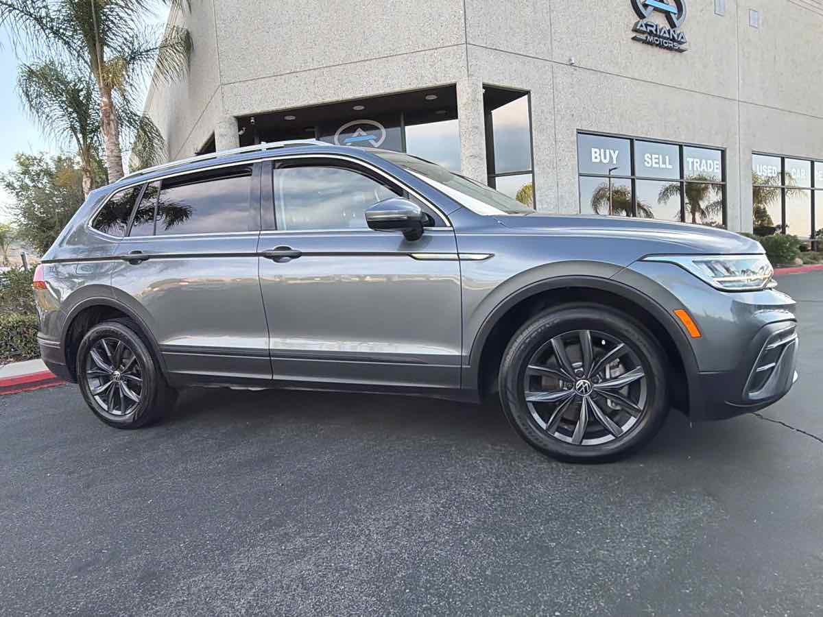 Used 2022 Volkswagen Tiguan SE FWD image 8