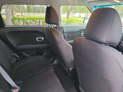 Used 2018 Kia Soul w/ Convenience Package image 29