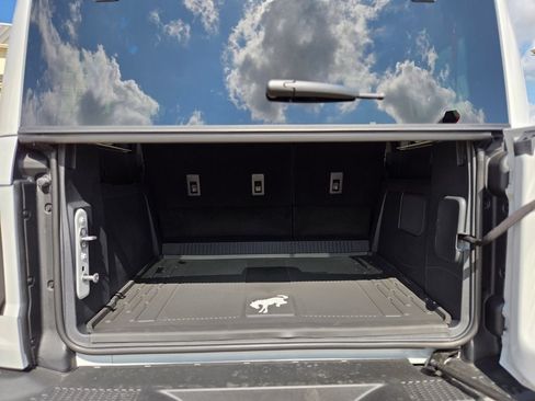New 2026 Ford Bronco Raptor AWD/4WD image 13