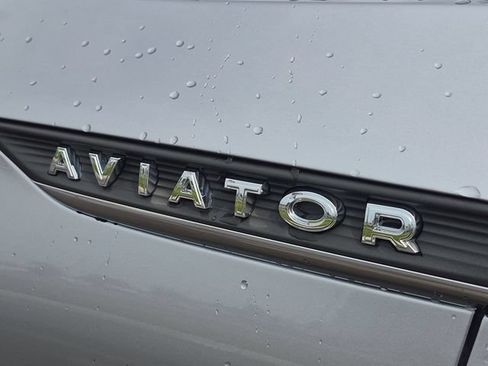 Used 2022 Lincoln Aviator Reserve w/ Equipment Group 201A AWD/4WD image 10