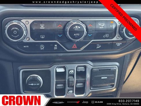 Certified 2018 Jeep Wrangler Unlimited Sahara AWD/4WD image 24