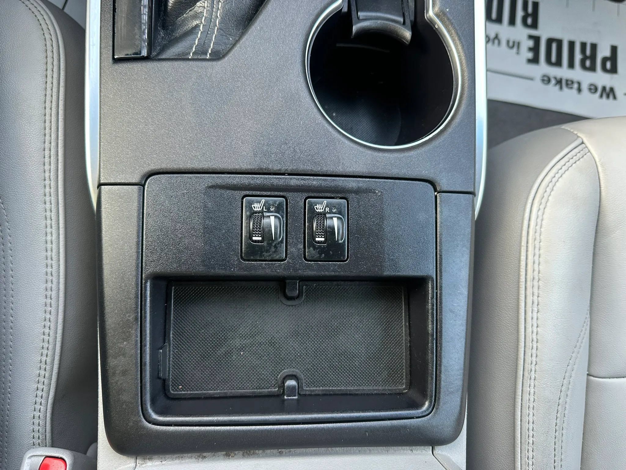 Used 2016 Toyota Camry XLE FWD image 27