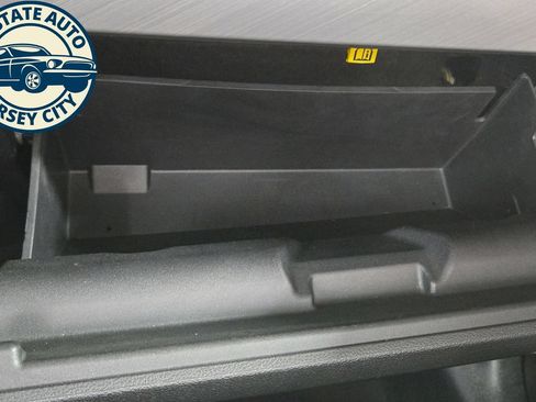 Used 2022 Ford Mustang Premium RWD image 24