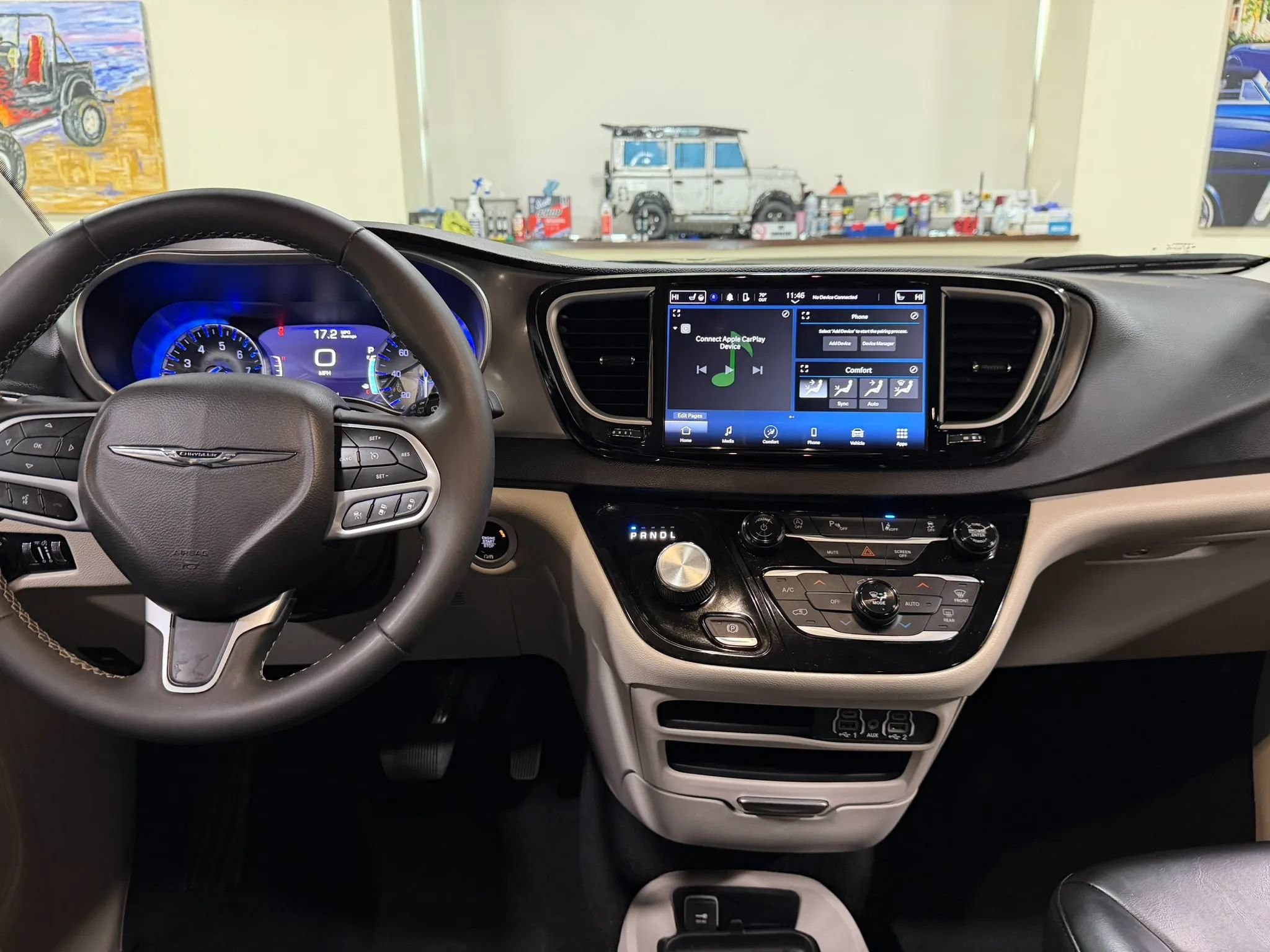 Used 2023 Chrysler Pacifica Touring-L FWD image 49