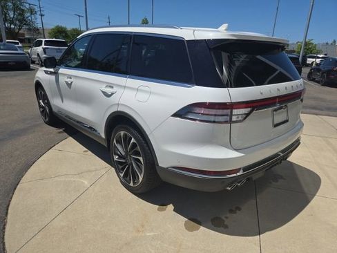 Used 2023 Lincoln Aviator Reserve w/ Equipment Group 201A AWD/4WD image 18