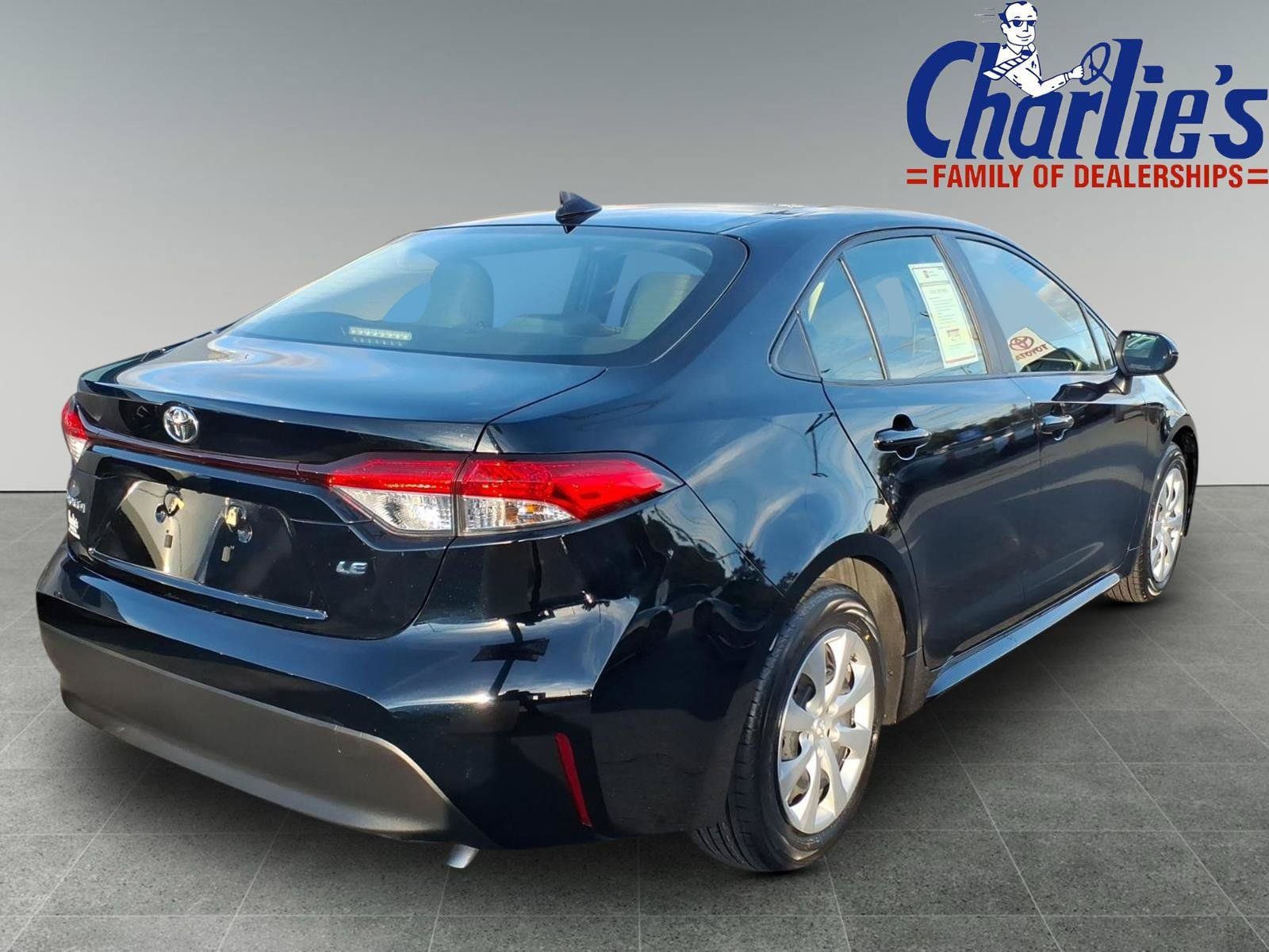 Certified 2023 Toyota Corolla LE FWD image 4