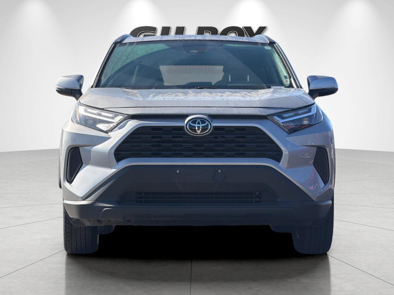 Used 2025 Toyota RAV4 XLE FWD image 8