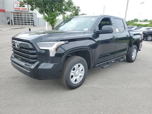 Used 2026 Toyota Tundra SR AWD/4WD image 2