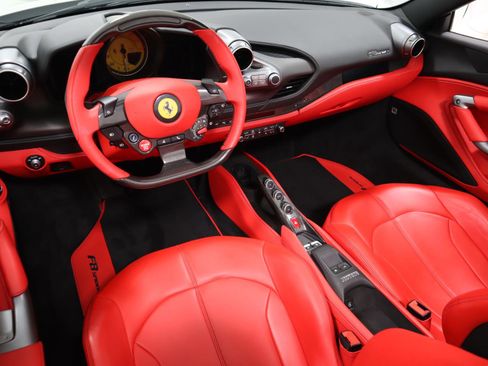 Used 2023 Ferrari F8 Tributo RWD image 17
