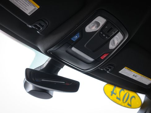 Used 2024 RAM 2500 Big Horn image 26