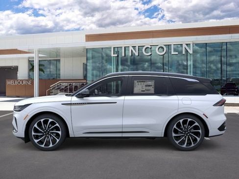 New 2026 Lincoln Nautilus Black Label AWD/4WD image 3