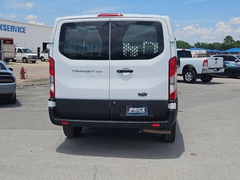 Used 2025 Ford Transit 250 Low Roof w/ Exterior Upgrade Package RWD image 6