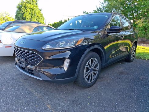 Used 2020 Ford Escape SEL AWD/4WD image 3