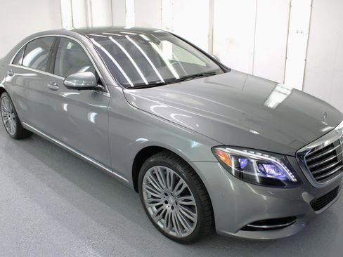 Used 2015 Mercedes-Benz S 550 Sedan image 11