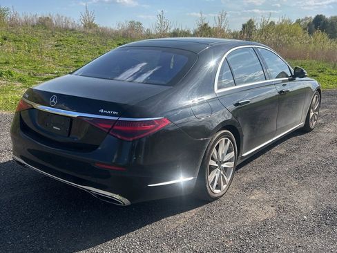 Used 2022 Mercedes-Benz S 500 4MATIC image 3
