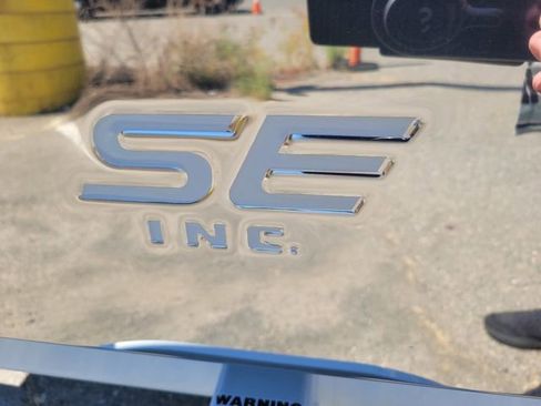 New 2025 Ford F550 4x4 SuperCab Super Duty image 13