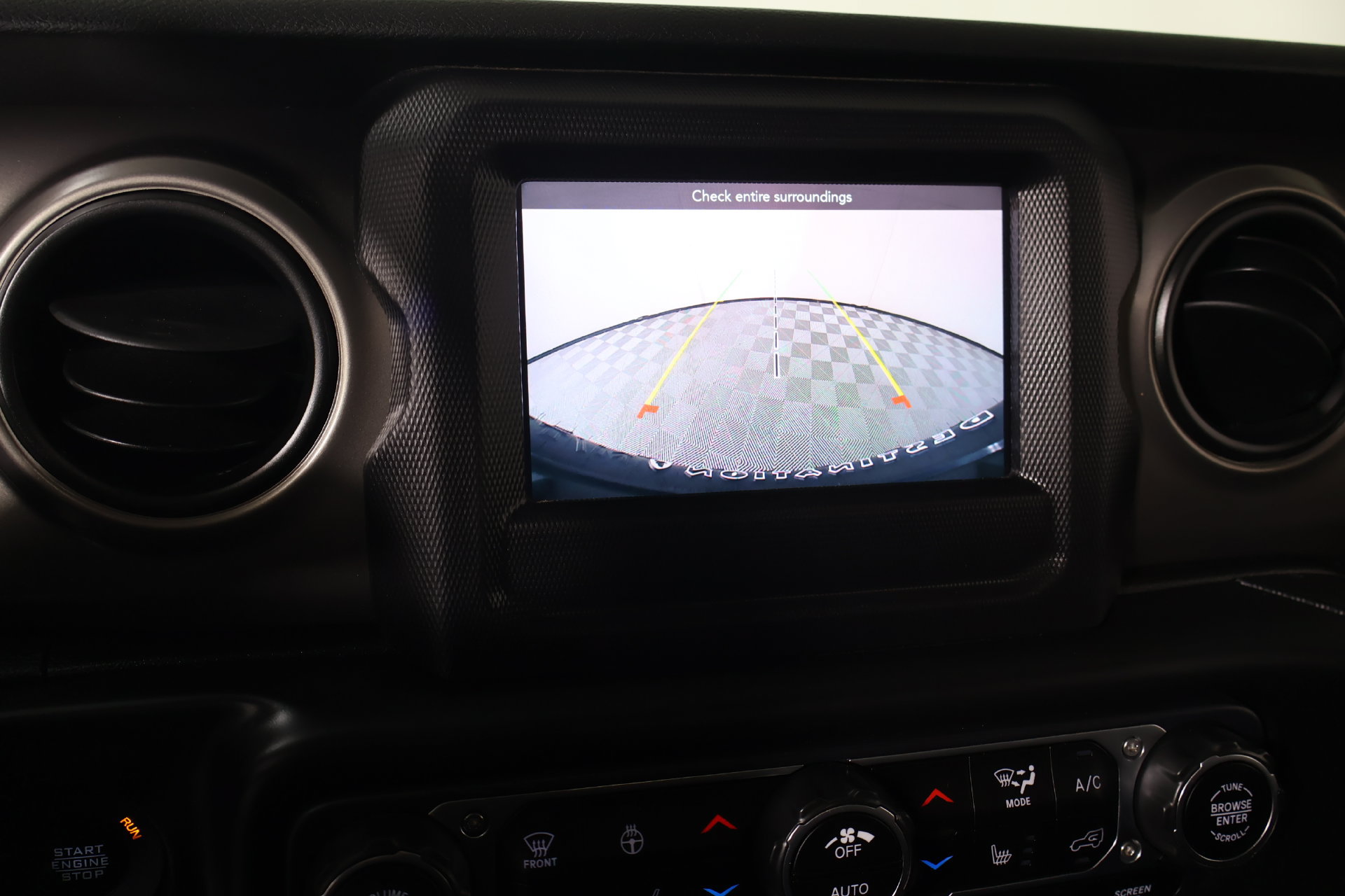 Used 2020 Jeep Wrangler Unlimited Sport AWD/4WD image 6