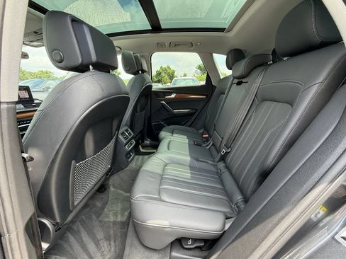 Used 2023 Audi Q5 2.0T Premium Plus w/ Premium Plus Package AWD/4WD image 23
