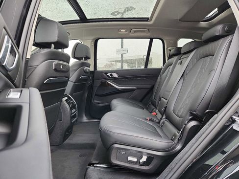 Certified 2024 BMW X7 xDrive40i image 10