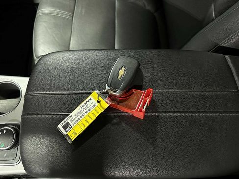 Used 2019 Chevrolet Blazer LT w/ Sound & Technology Package AWD/4WD image 31