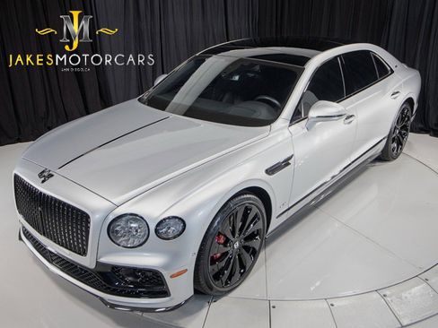 Used 2021 Bentley Flying Spur W12 w/ First Edition Specification image 20