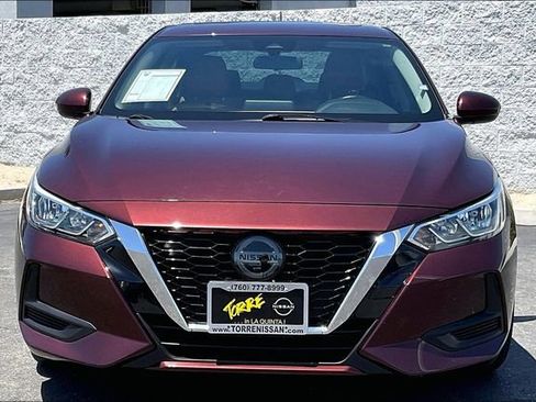 Used 2023 Nissan Sentra SV w/ SV Premium Package FWD image 2