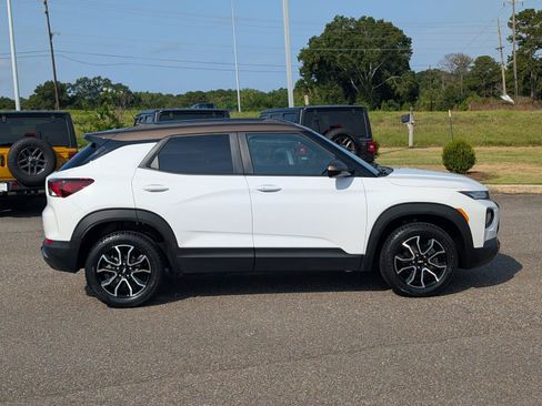 Used 2022 Chevrolet TrailBlazer ACTIV AWD/4WD image 5