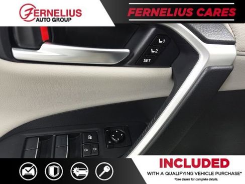 Used 2019 Toyota RAV4 Limited w/ Limited Grade Weather Package image 15