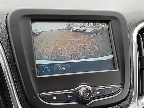 Used 2018 Chevrolet Equinox LT image 15