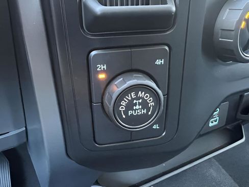 Used 2023 Ford F150 XLT w/ XTR Package image 20