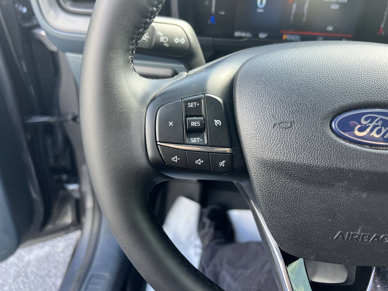 Used 2025 Ford Maverick XLT w/ XLT Luxury Package AWD/4WD image 19