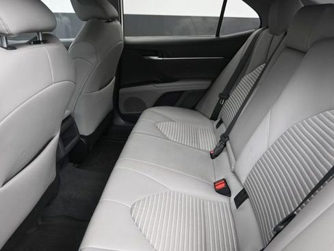 Used 2023 Toyota Camry SE FWD image 19