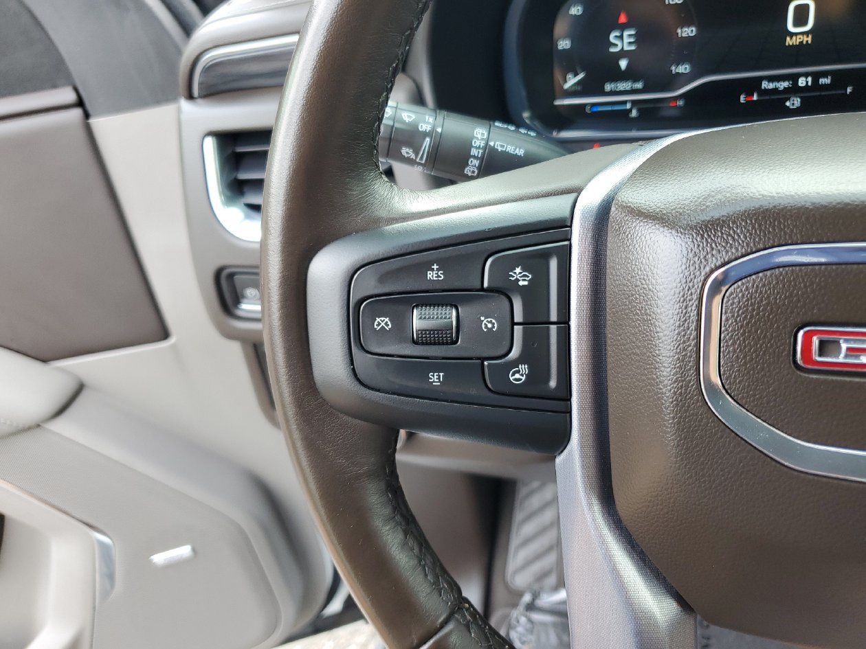 Used 2022 GMC Yukon XL SLT w/ SLT Premium Package AWD/4WD image 28
