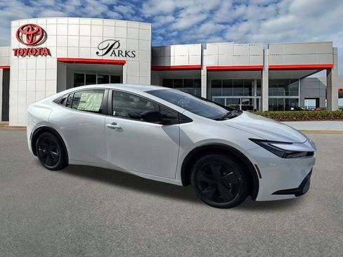 New 2026 Toyota Prius LE FWD image 1