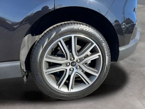 Used 2024 Ford Edge Titanium w/ Equipment Group 301A image 7