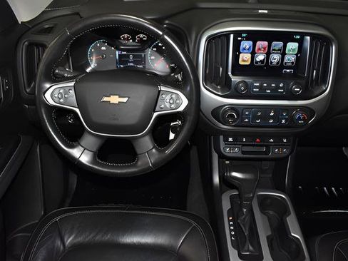 Used 2018 Chevrolet Colorado LT w/ Luxury Package, Chrome AWD/4WD image 14