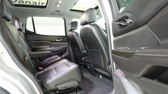 Used 2017 GMC Acadia SLT FWD image 11