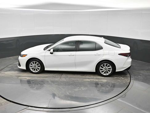 Used 2024 Toyota Camry LE image 26