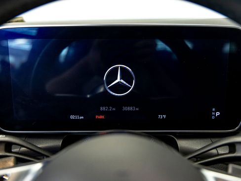 Used 2023 Mercedes-Benz GLC 300 4MATIC image 17